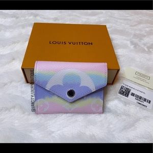 ♥️SOLD♥️Limited Edition Louis Vuitton Escale Zoe